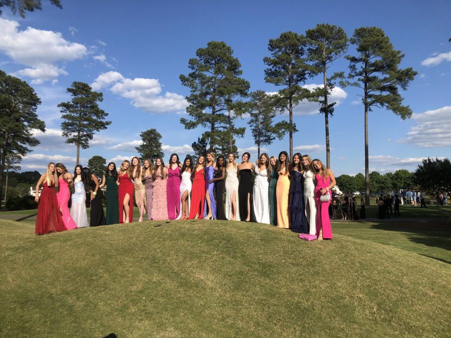Class+of+2022+students+who%2C+despite+no+Prom%2C+dressed+up%21+The+varying+colors+and+silhouettes+are+still+on+trend+for+this+years+Prom.