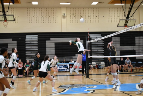 Maria Gonzalez (‘24) moves into place to attack the ball against Panther Creek.