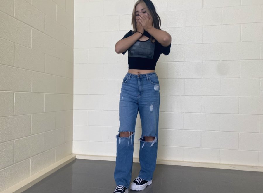 Sam Chu (‘25) wearing her current favorite piece– blue baggy denim jeans. 
tiktok inspo