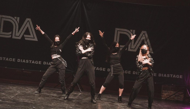 K-pop Dance Club: Making its move
