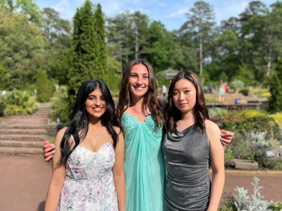 Many students choose to attend prom in groups with their friends.