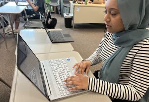 Zeba Hussaini is one of twelve students in the world to be accepted into the University of North Carolina at Chapel Hill’s Chuck Stone Program, a three-day workshop dedicated to multi-platform storytelling and writing.