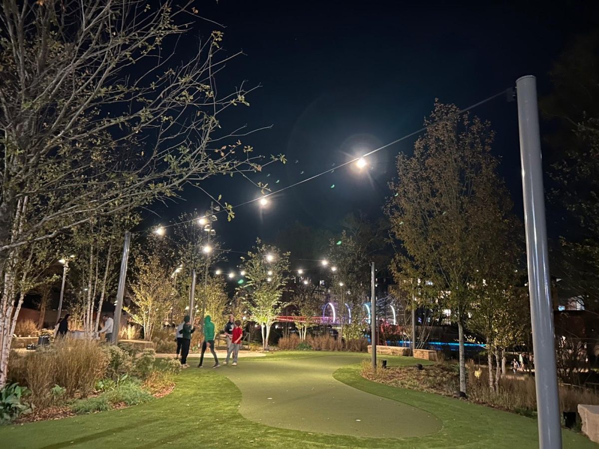 An+example+of+a+fun+use+of+the+park+that+brings+the+community+together.+Here+is+a+set+up+Putt+Putt+course+for+people+to+enjoy.+At+night+the+string+lights+come+on+and+different+led+colored+lights+on+features+of+the+park.