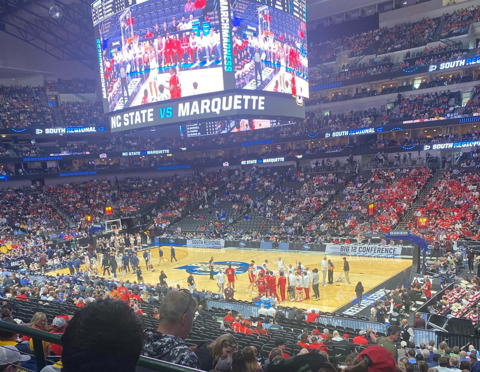NC State and Marquette warming up before their Sweet Sixteen game. Photo used with permission from Jackson Cowen.