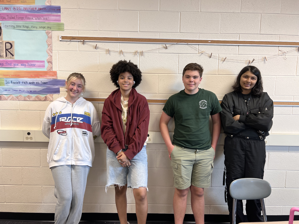 For color wars, the last event for spirit week, students from each grade represented their grade level by wearing school colors; the freshman wore white, sophomores wore maroon, juniors wore green and seniors wore black.