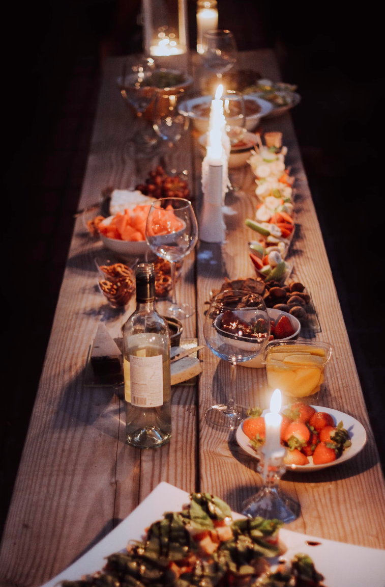A great way to end the night is going to a fun restaurant with good food! Photo used with permission from Stephanie McCabe via Unsplash.