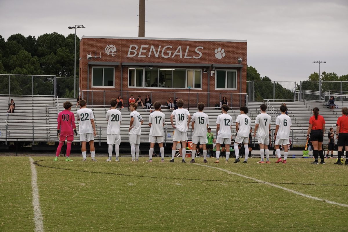 The Green Hope men’s soccer starting 11 lines up, ready to face the Fuquay-Varina Bengals. From left to right: Evan Fekete (‘26), Aidan Dees (‘27), Rafael Gravena (‘26), Lucas Covill (‘26), Jonathan Bouslov (‘27), Matthew Lawson (‘26), Daniel Bouslov (‘27), Brett Watson (‘26), Agustin Anez (‘26), Barron Bame (‘27), Damon Campbell (‘27) (photo used with permission from Josh Min)