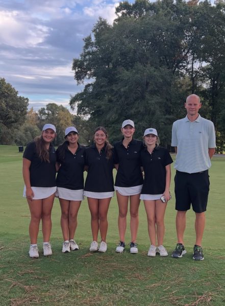 The Girls' Golf Team poses after a decisive victory. Photo used with permission from @ghhswomensgolf via Instagram.