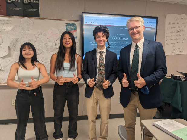 Students and teachers decide to match outfits for Spirit Week on duo day.