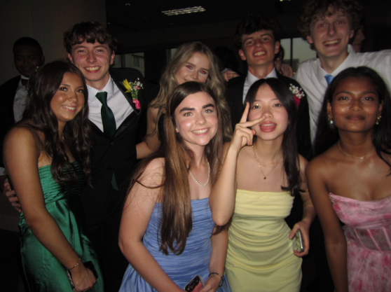Green Hope seniors celebrate their prom at Sheraton.