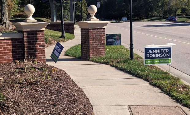 As election day looms, candidates for municipal races increase their campaigning. 
