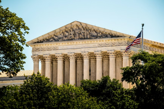 America’s center of justice, the Supreme Court, stands tall. Photo taken by Jimmy Woo, used with courtesy of Unsplash.
